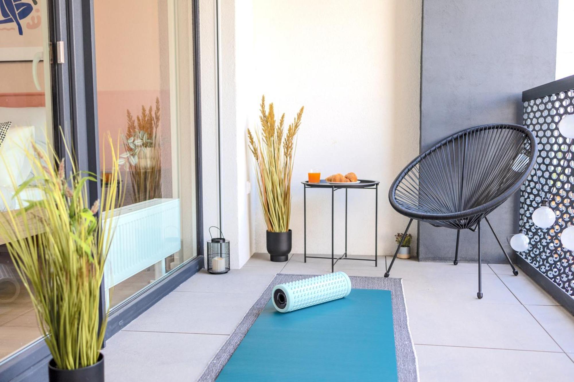 Design Apartment - Balcony, Free Parking, Yoga, 10 Mins To Center, By Gravity ปราก ภายนอก รูปภาพ