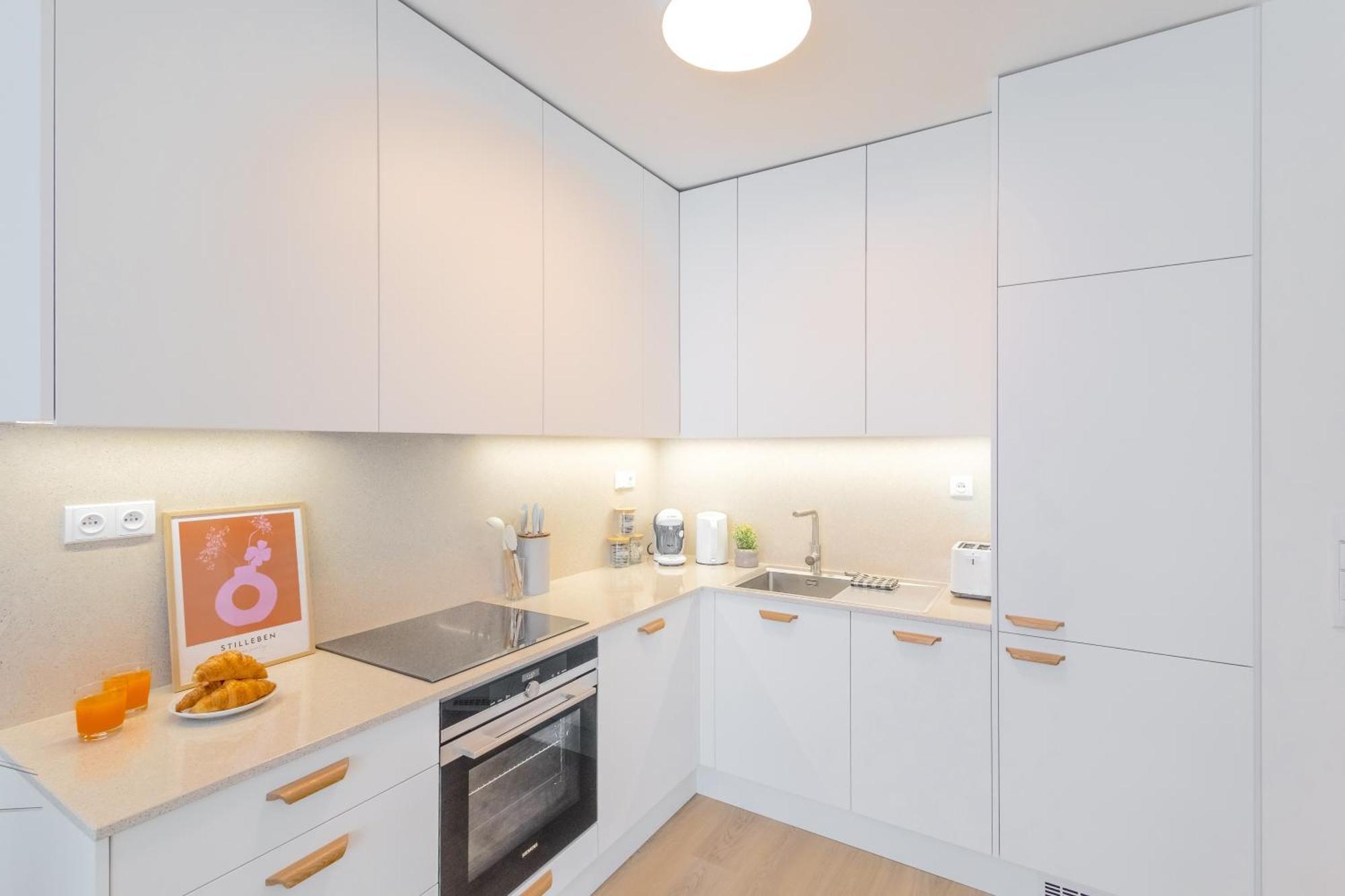 Design Apartment - Balcony, Free Parking, Yoga, 10 Mins To Center, By Gravity ปราก ภายนอก รูปภาพ